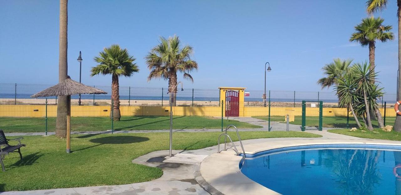 Apartamento Urb La Tortuga I Tarifa Luaran gambar