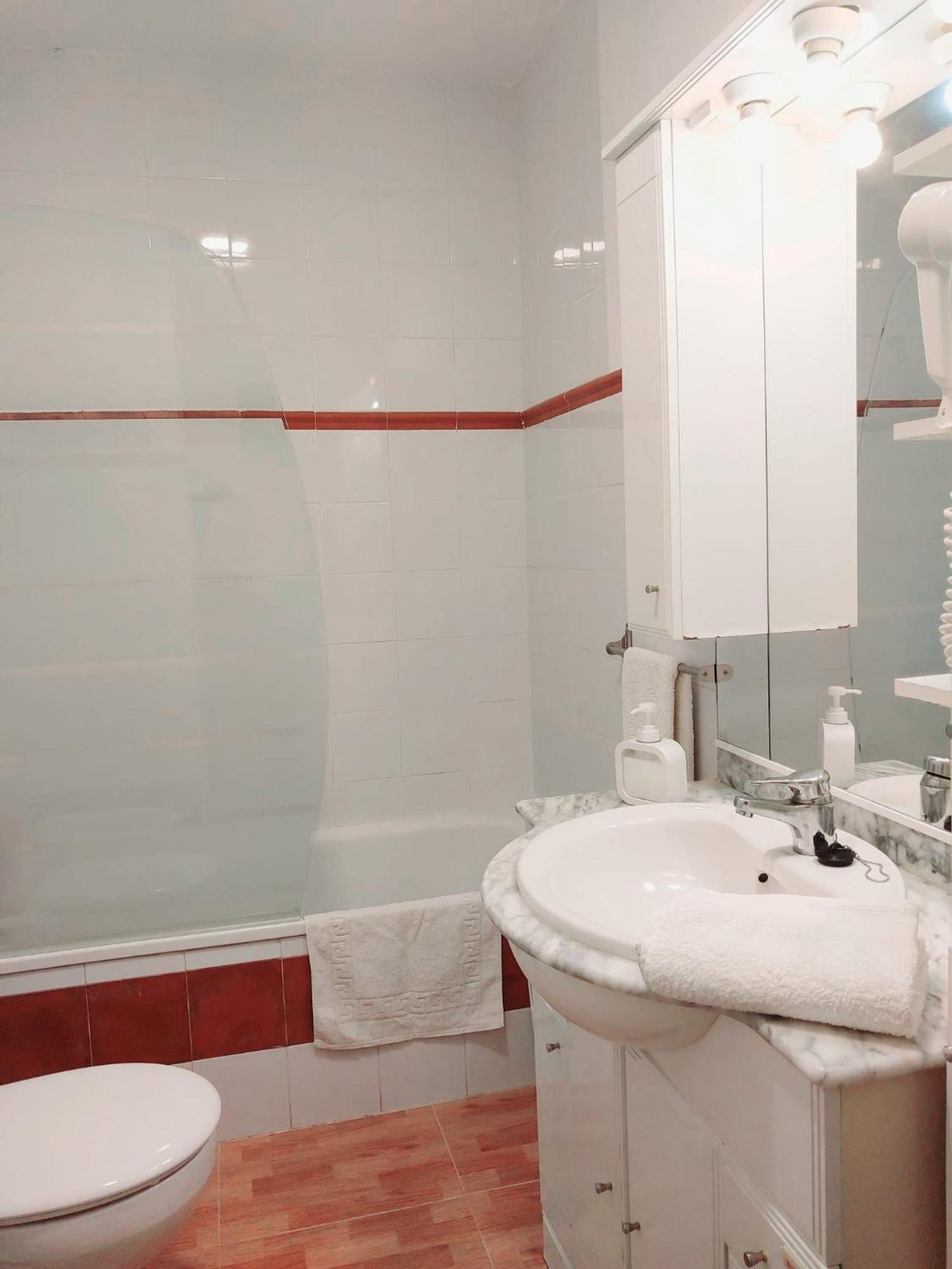 Apartamento Urb La Tortuga I Tarifa Luaran gambar